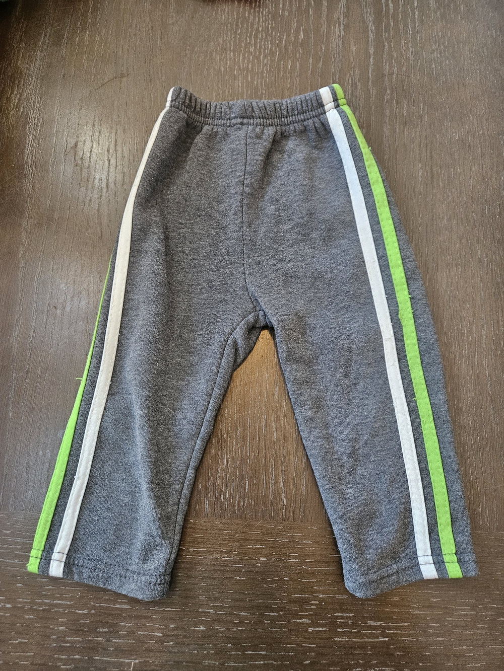 Kids 2 Piece Sweatpants And Vest Set 18m - Picture 2 of 8